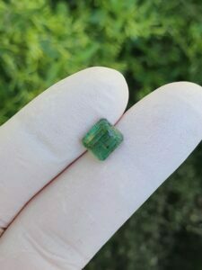 natural zambia emerald gemstones